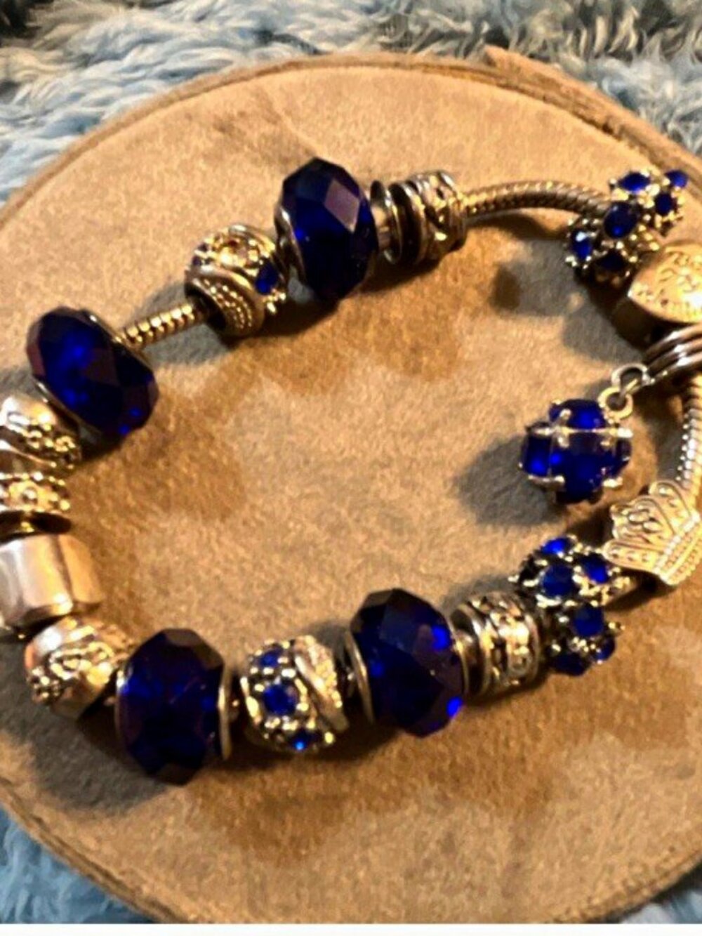 Silver Tone Snake Chain Charm Bracelet Blue Round Crystal Bead Barrel Closure